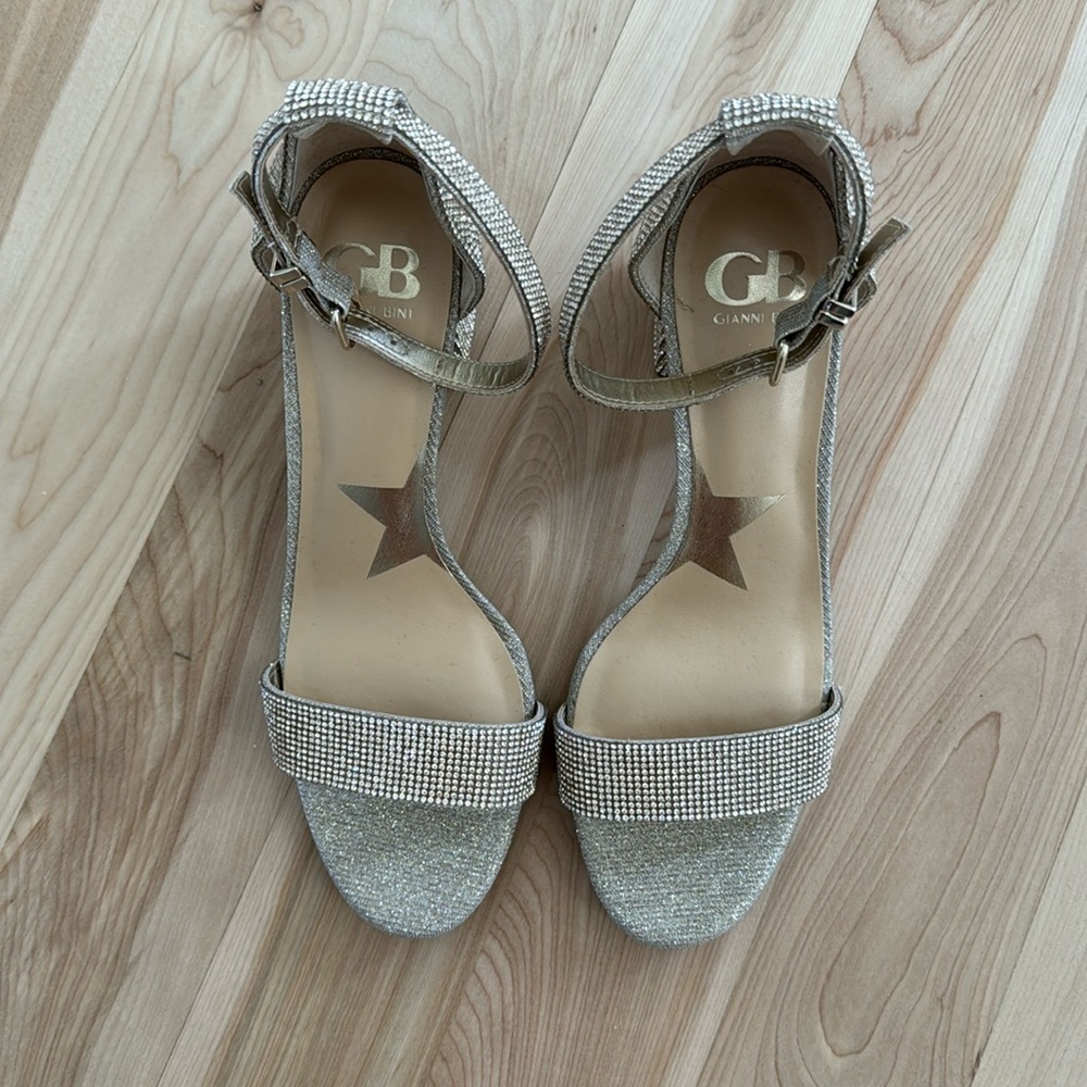 GB Gianni Bini Gold Rhinestone Ankle Strap Block Heel Sandals 9.5